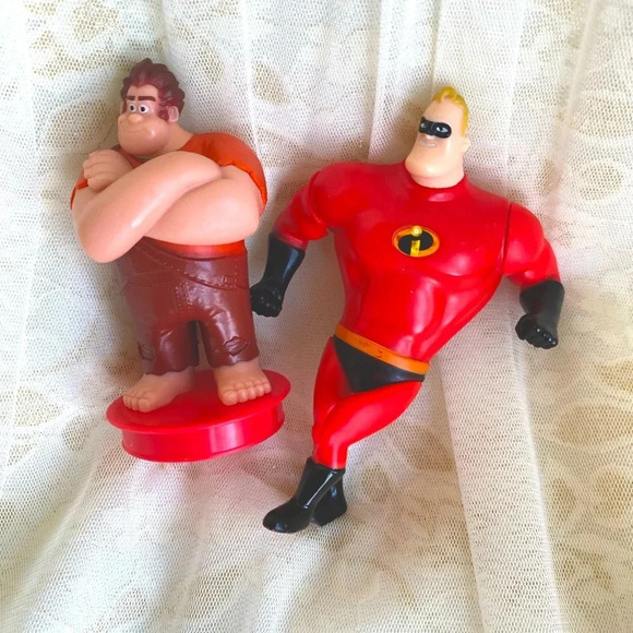 Disney Pixar The Incredibles Action Figures Set of 2 Toys Collectible Figurines - Picture 5 of 5